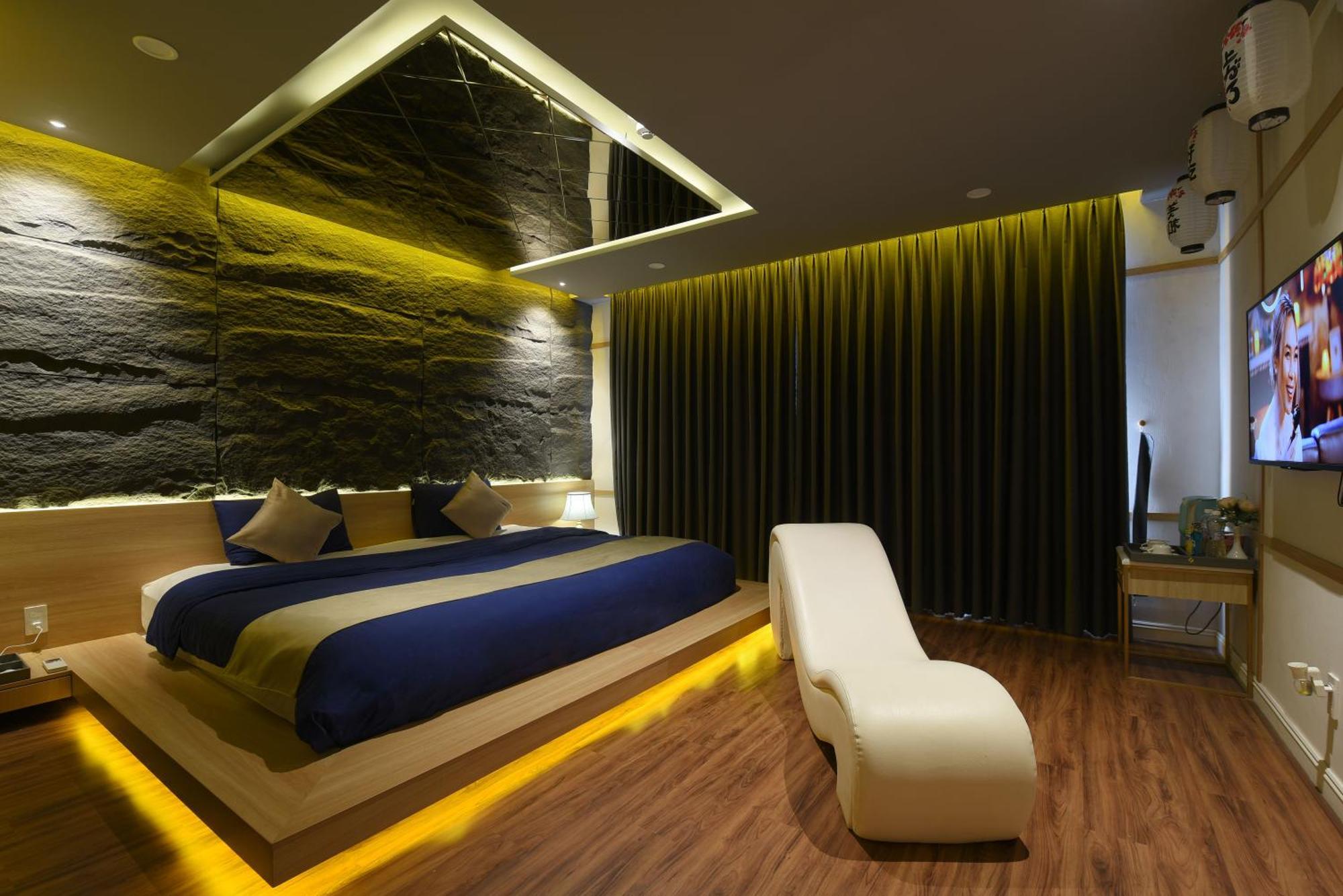 Готель Chiic House 1 - Khach San Tinh Yeu Дананг Екстер'єр фото
